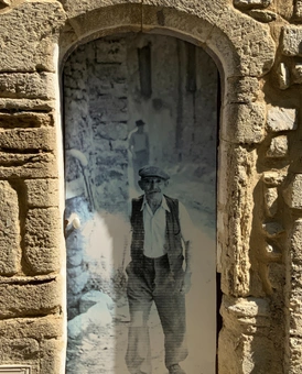Experience Art in Vaison Ventoux Provence
